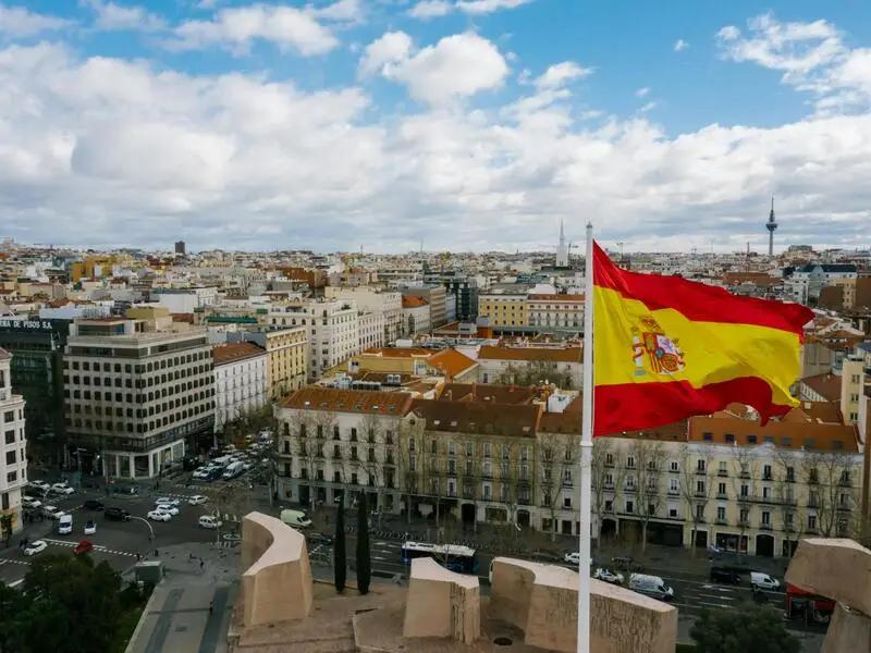 Golden Visa Spain Abolished: Impact on Investors and Property Market in 2025