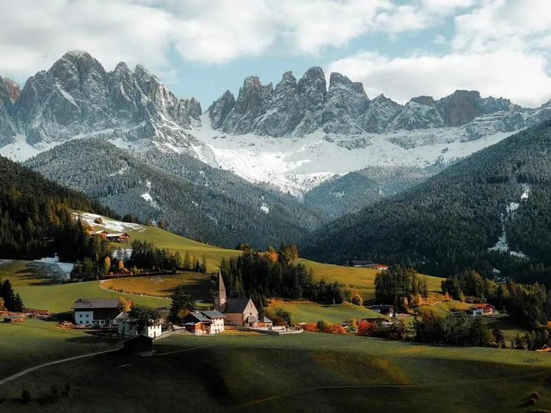Italy's 1 Euro House Program: Cheap Homes in Tuscany, Sicily & Calabria